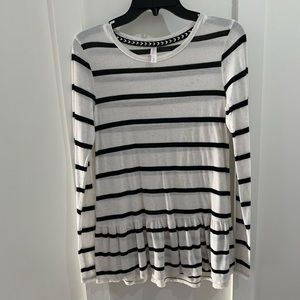 Long sleeve striped peplum style top